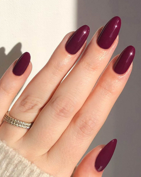 spring nail color trends 2026 berry polish